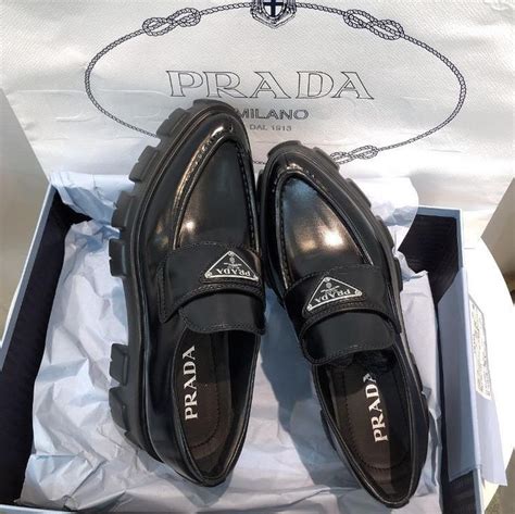 prada shoes korea.